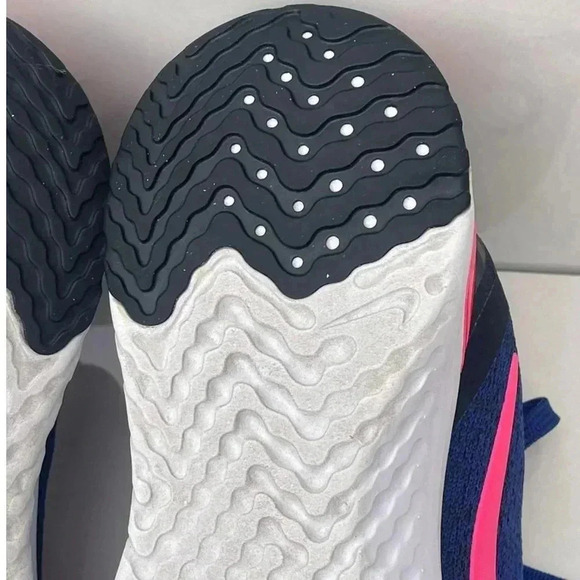 Nike Womens Odyssey React Deep Running Trainers Shoes Blue Sz 38 - Picture 3 of 9